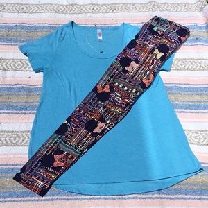 Lularoe outfit with two pairs of leggings ⭐️💙